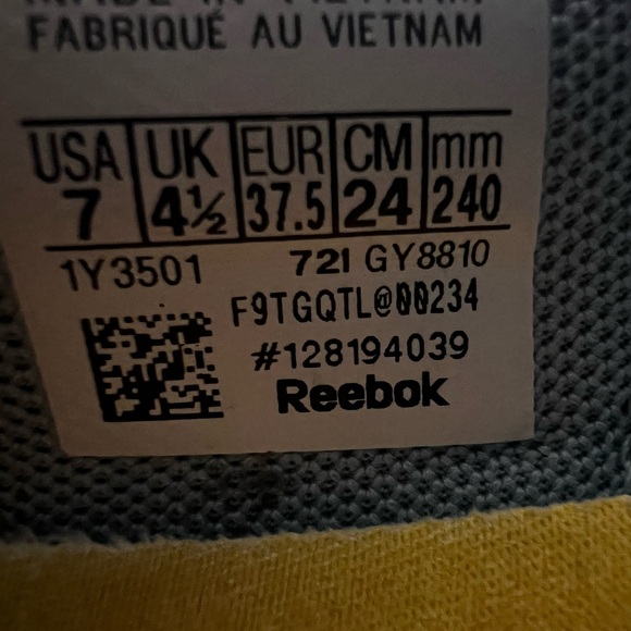 Reebok Light Green and Blue Women’s Sneakers size 7 - Picture 5 of 6